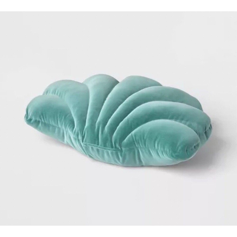 NEW Threshold 20”x15” Green Shell Outdoor Novelty Plush Pillow Cushion - Picture 2 of 5